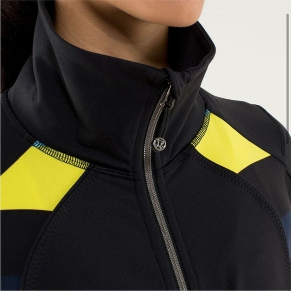 Lululemon Nice Asana Jacket Black Pow Stripe Split Pea Full Zip Thumb Holes - Picture 13 of 14